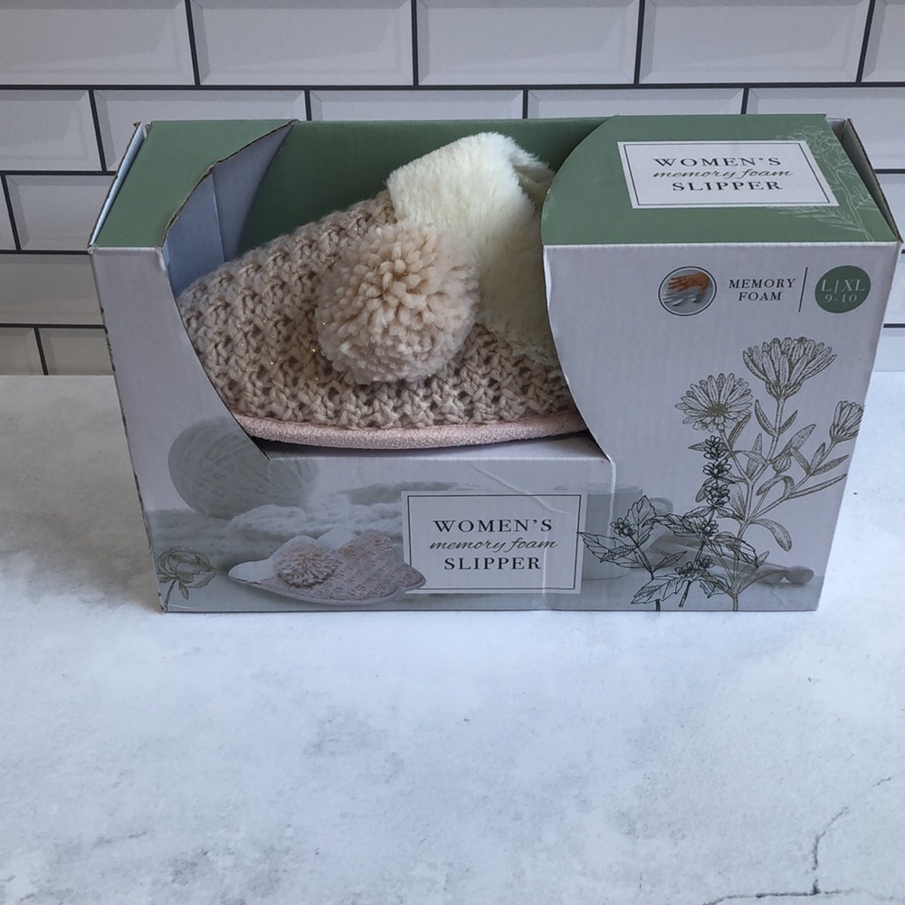 Blue Star Clothing Company Memory Foam Slipper View 2